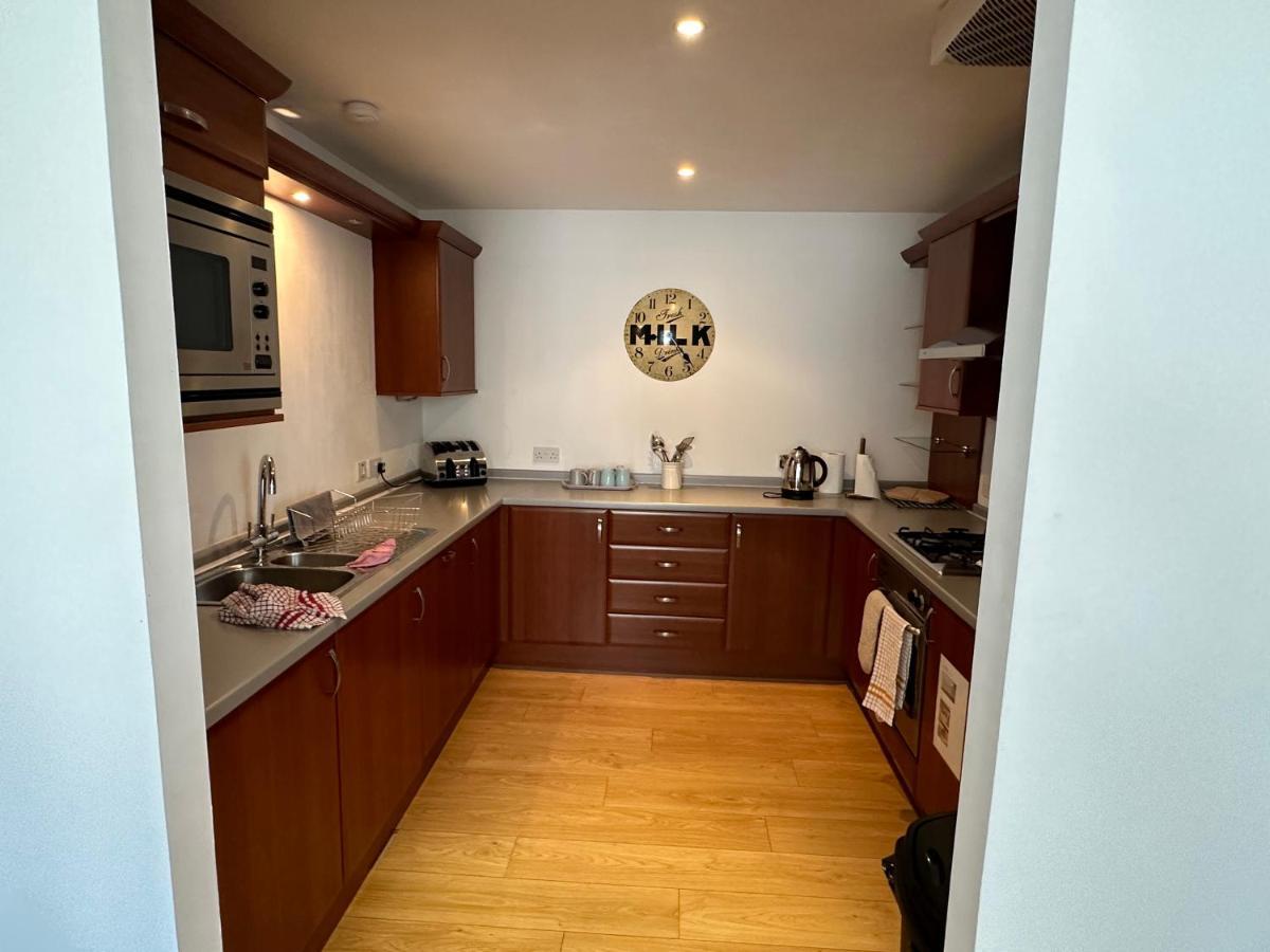 Comfy Two Bedroom Apartment Right In The City Centre Glasgow Dış mekan fotoğraf